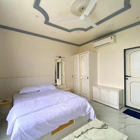 Vedika Garden Hotell Lonavala Eksteriør bilde