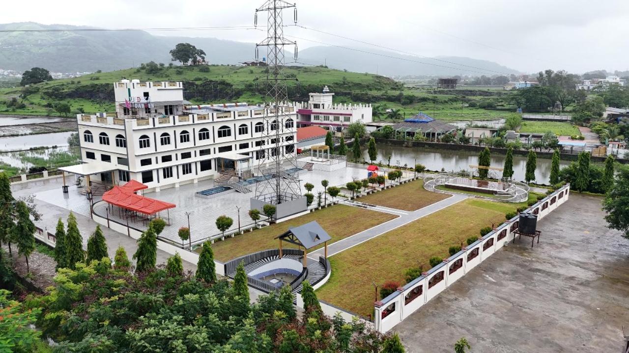 Vedika Garden Hotell Lonavala Eksteriør bilde